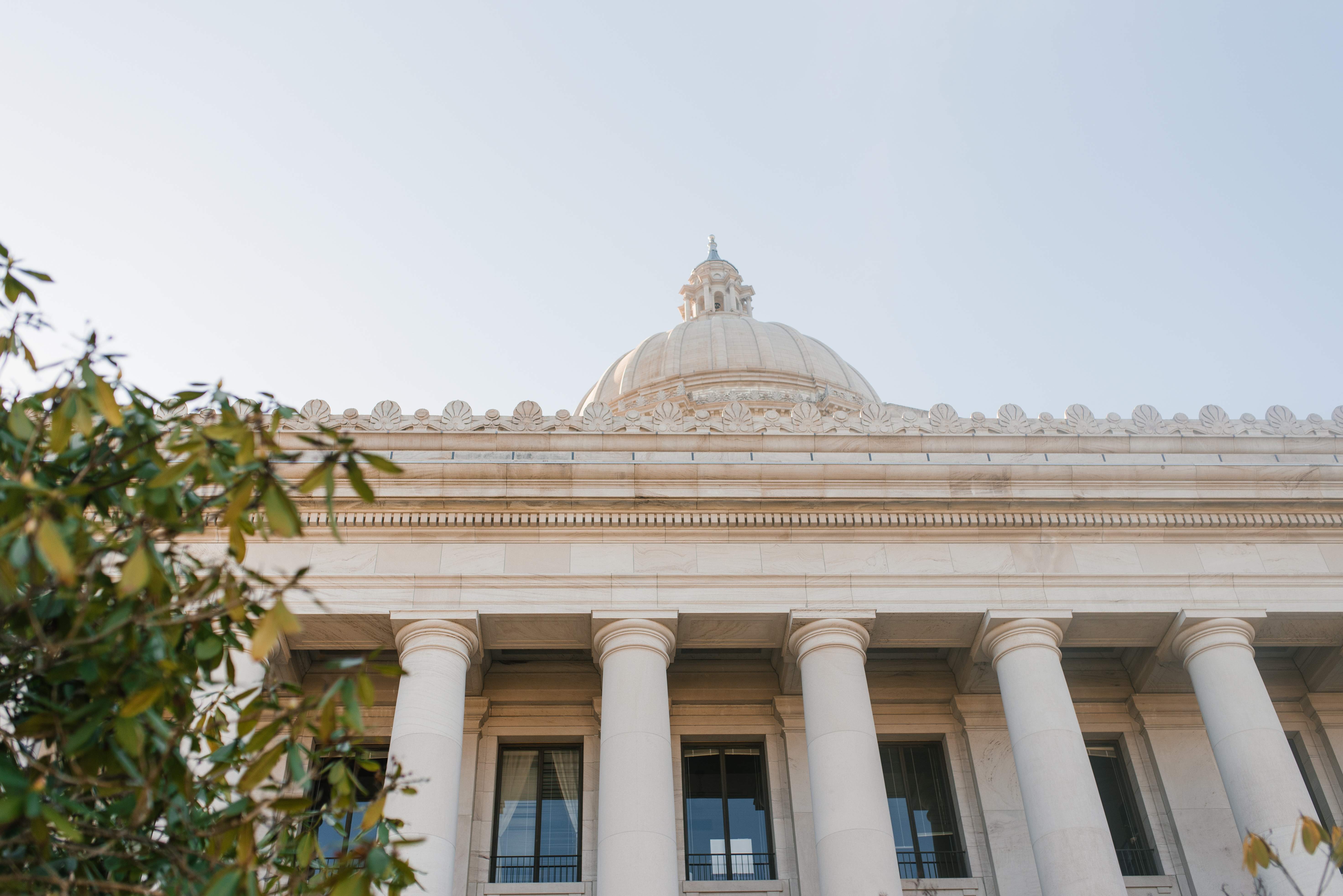 olympia-usa-march-2022-washington-state-capitol-sunny-day